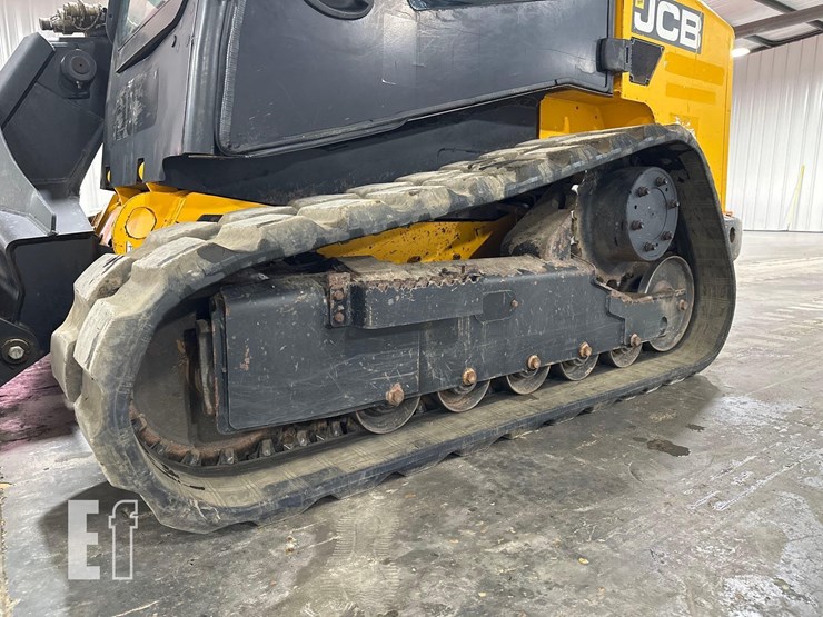 2020-jcb-3ts-8t-image-24