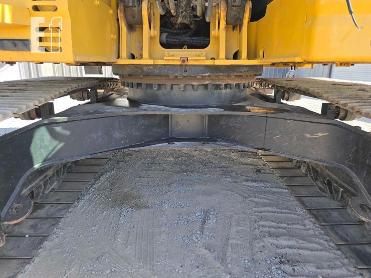 2019-caterpillar-325flcr-image-26