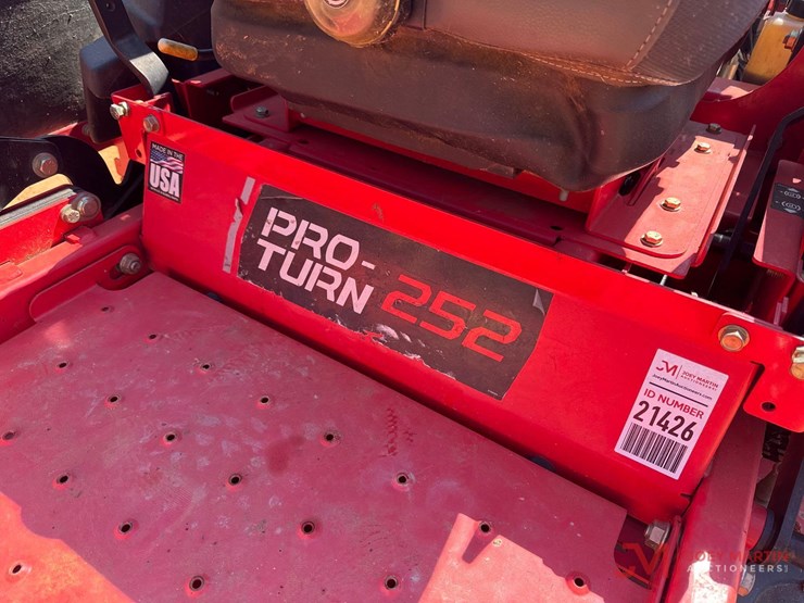 2018-gravely-proturn-52-image-6