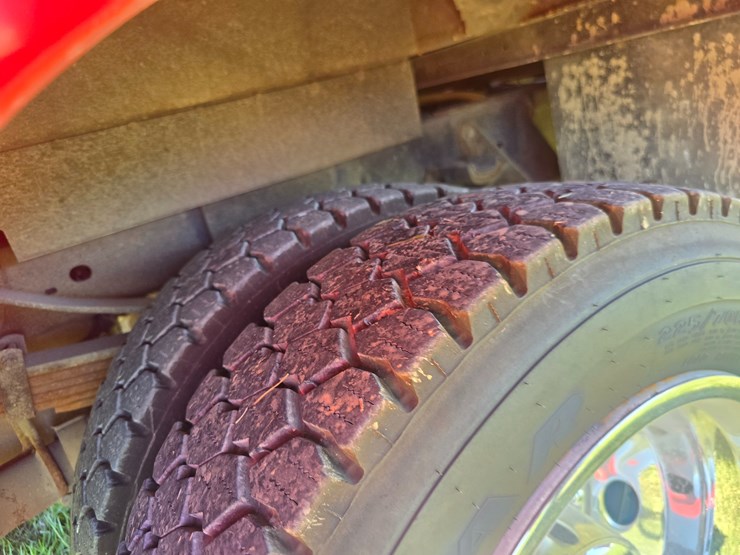 2016-ford-f550-image-54