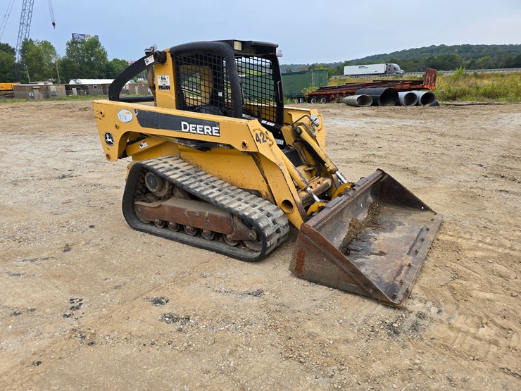 #22607-•-2008-deere-332t-skid-steer-image-20