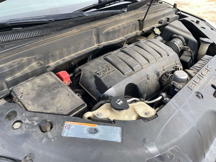 2011-buick-enclave-cxl-image-8