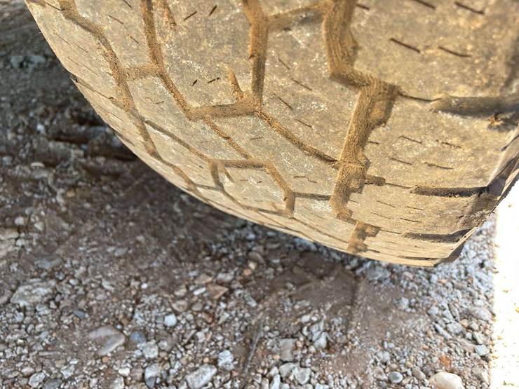 2019-chevrolet-silverado-1500-image-22