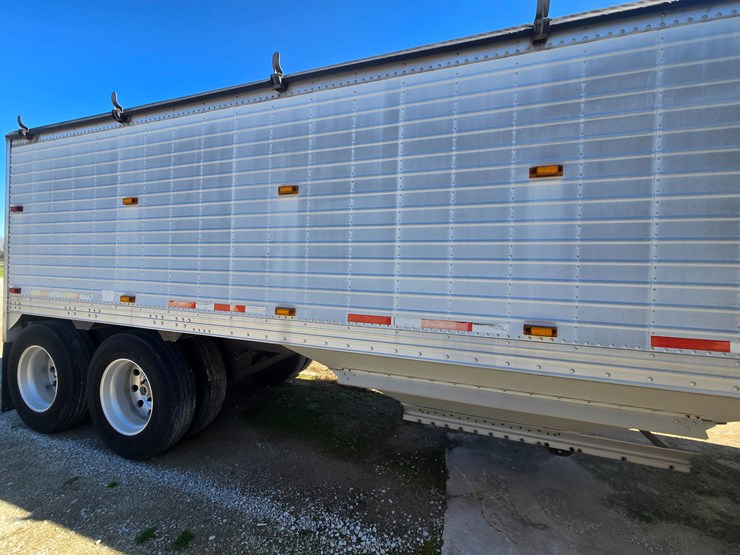 2010-timpte-hopper-bottom-image-16