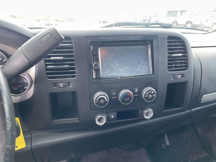 2009-chevrolet-silverado-1500-image-13