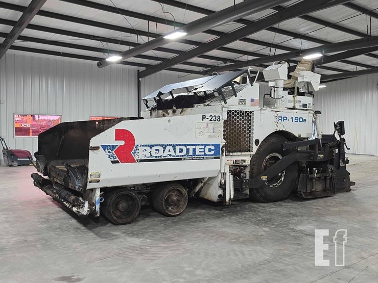 2017-roadtec-rp190e-image-1