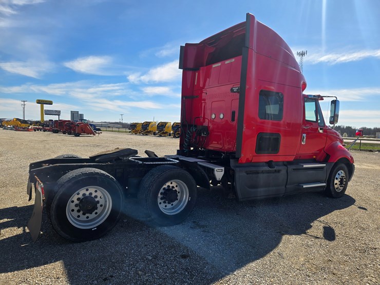 2014-international-prostar-image-19