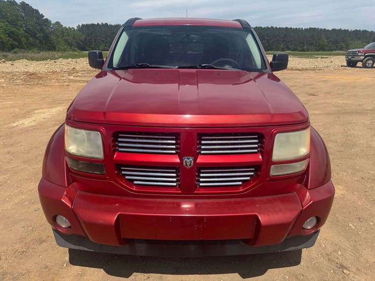 2011-dodge-nitro-image-5