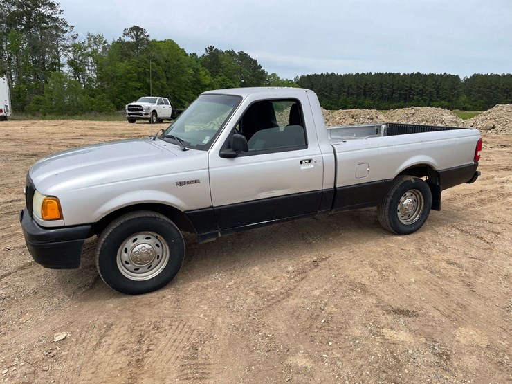 2004-ford-ranger-image-1