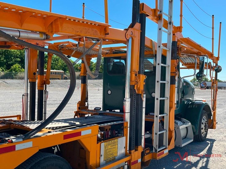 2015-peterbilt-365-image-7