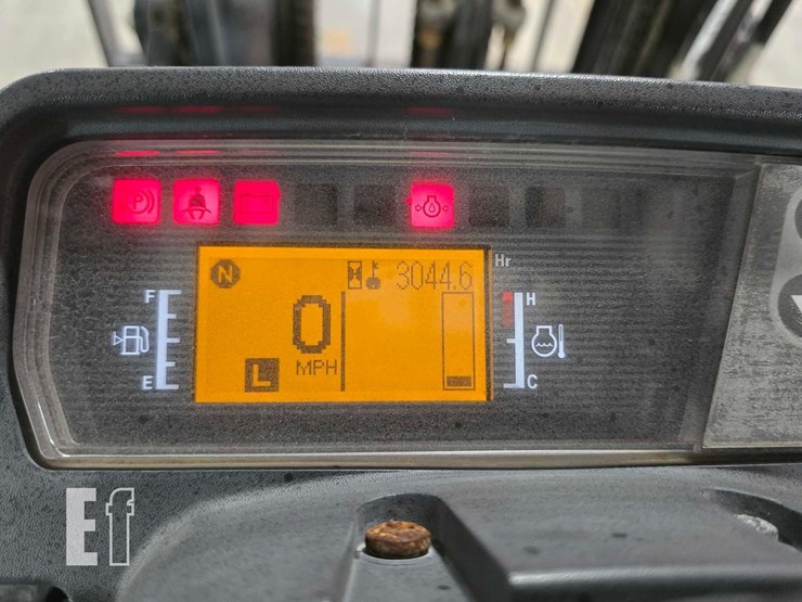 2021-caterpillar-gp25n-image-17