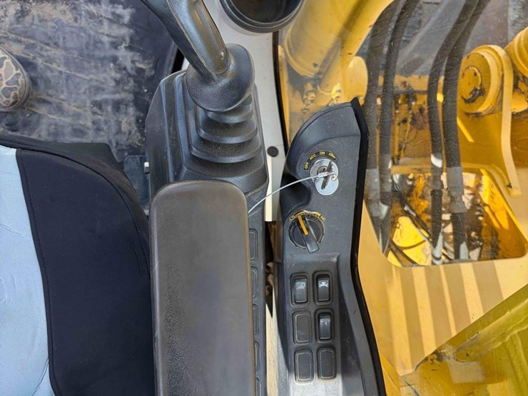 2012-kobelco-sk210-lc-9-image-14