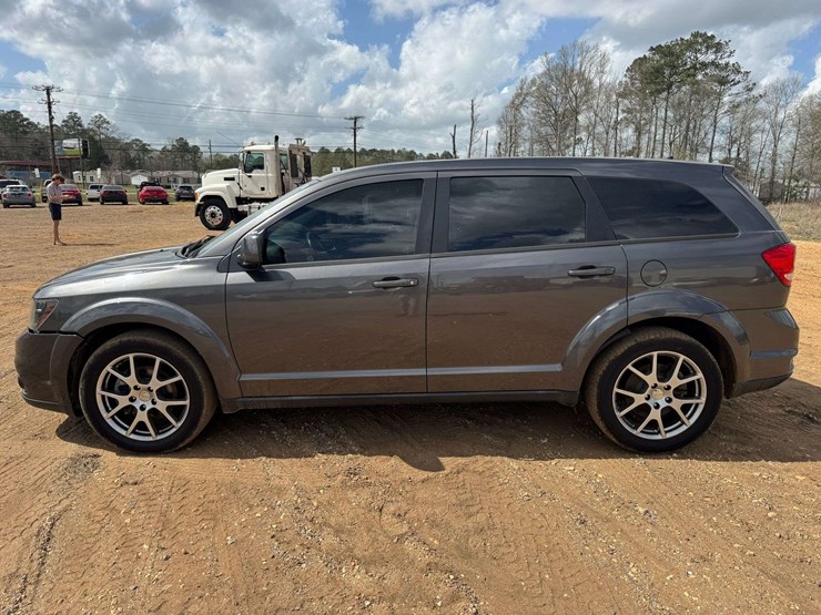 2015-dodge-journey-r/t-image-8