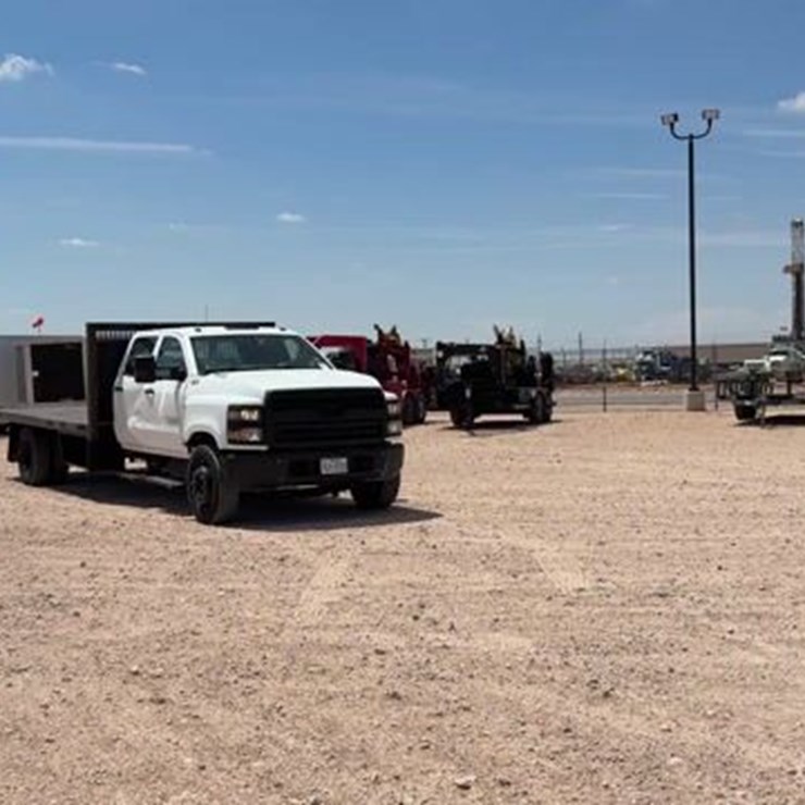 2022 CHEVROLET SILVERADO 6500HD
