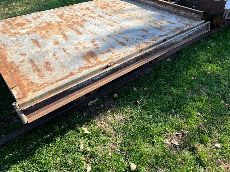 set-of-3-flat-cars-image-36