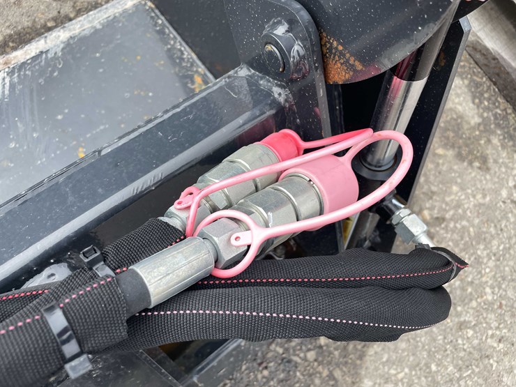 #7049-•-unused-wolverine-48"-mini-skid-steer-(o11)-image-11