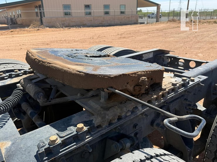 2017-international-transtar-8600-image-9