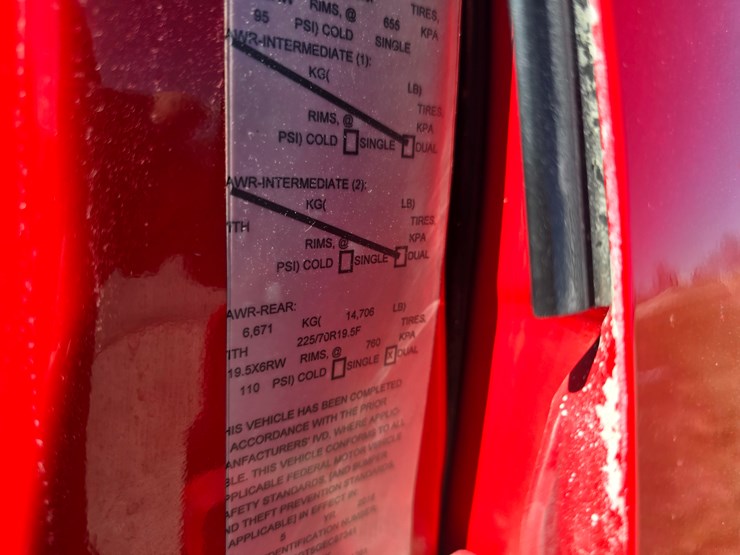 2016-ford-f550-image-32