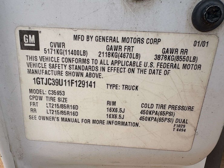 2001-gmc-sierra-2500-image-24