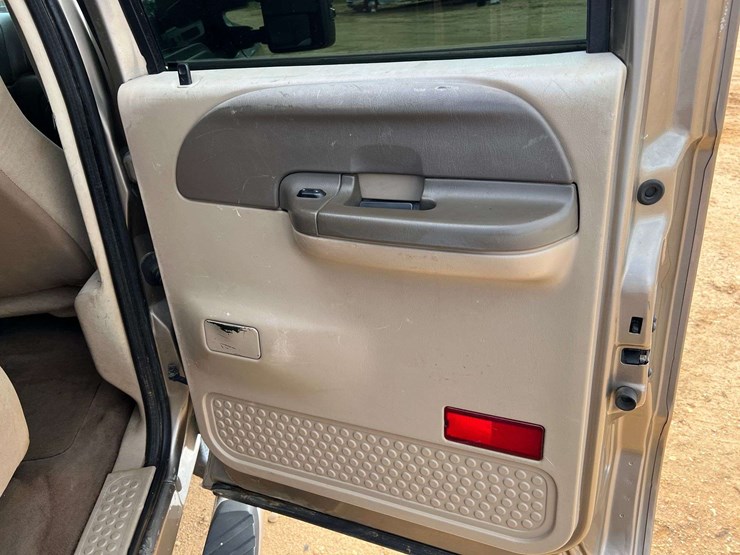 2003-ford-f250-image-17