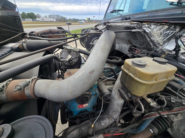 1990-international-4900-image-97