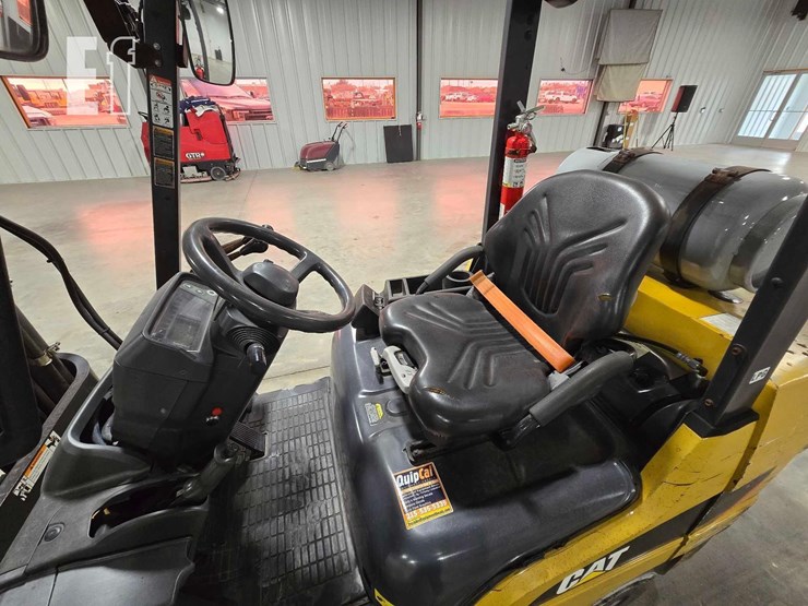 2021-caterpillar-2c6000-image-11