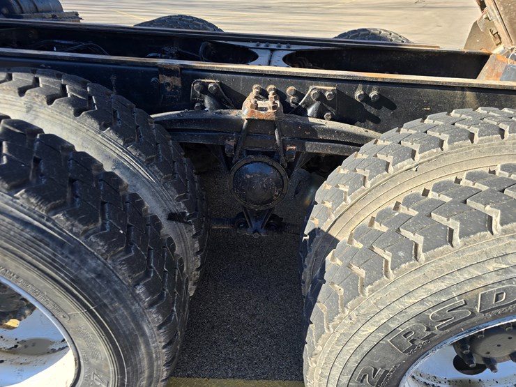 1999-cummins-m11-image-57