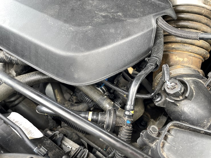 2015-ford-escape-image-60