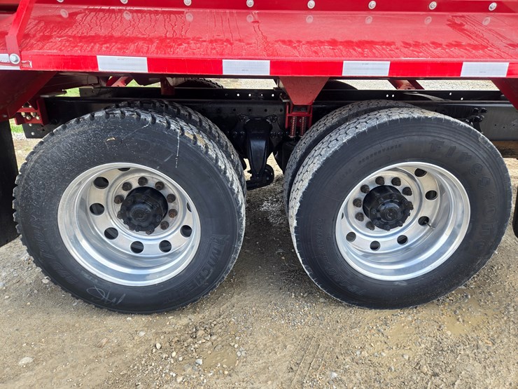 2001-sterling-a9500-image-84