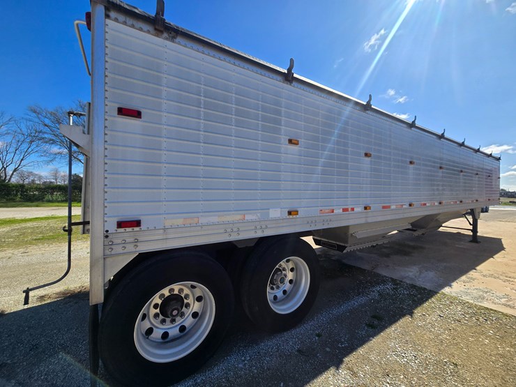 2010-timpte-hopper-bottom-image-14