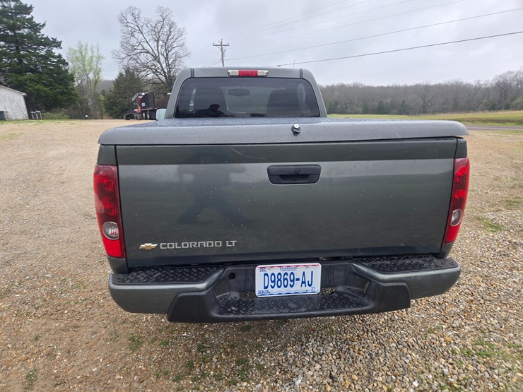 2011-chevrolet-colorado-image-10