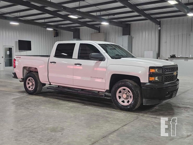 2015-chevrolet-silverado-1500-image-2