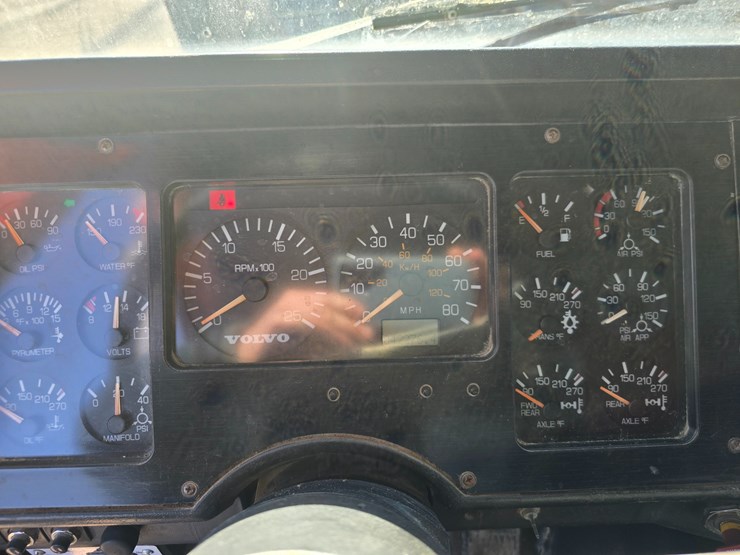 1999-cummins-m11-image-95