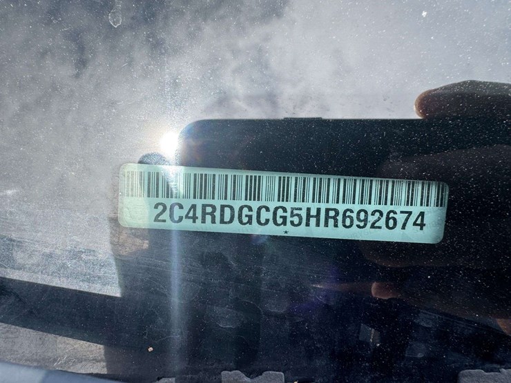 2017-dodge-grand-caravan-sxt-image-30