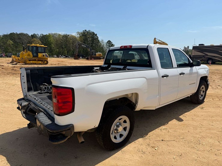 2014-chevrolet-1500-image-3