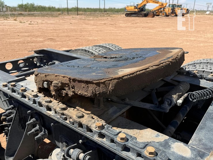 2017-international-transtar-8600-image-10