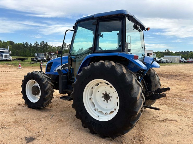 2006-new-holland-tl100a-image-3