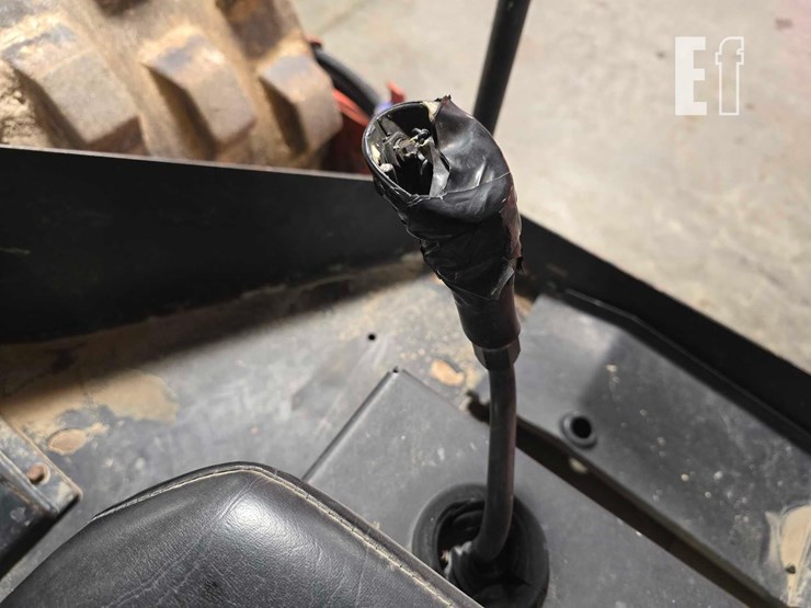 2009-dynapac-ca250pd-image-18