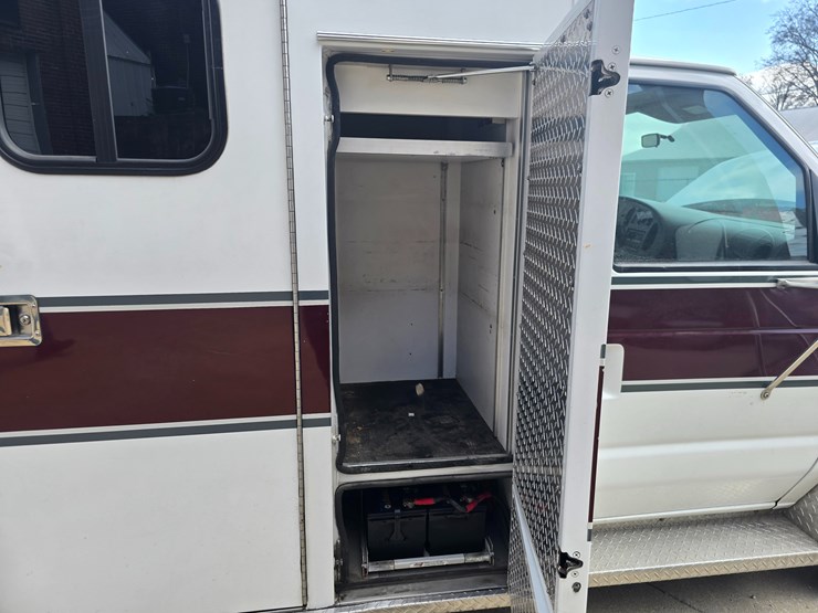 2000-ford-2000-image-45