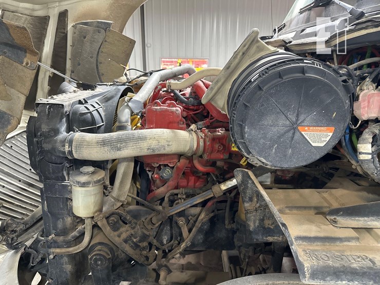 2017-international-prostar-image-23