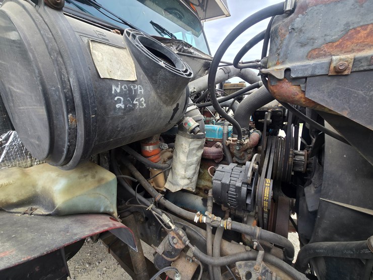 1990-international-4900-image-112