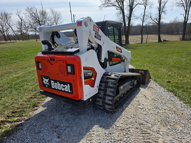 2026-bobcat-t770-image-12