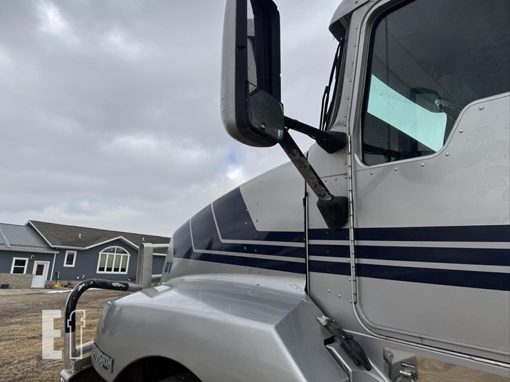 1998-kenworth-t600-image-16