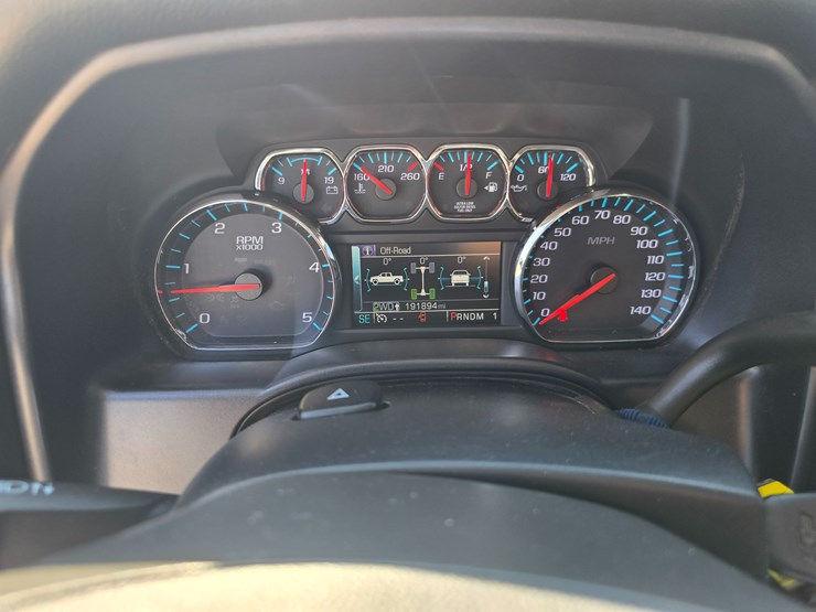 2015-chevrolet-silverado-3500-image-29