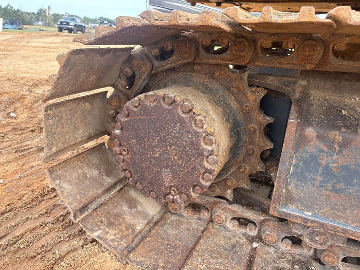 komatsu-pc200-image-28