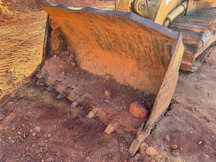 2005-deere-655c-image-8