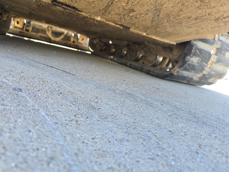 2020-bobcat-t770-image-27