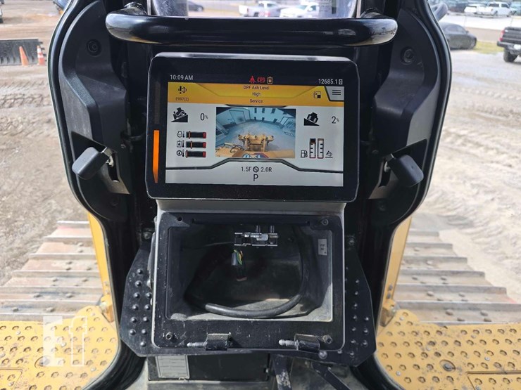 2019-caterpillar-d6-xe-lgp-image-17