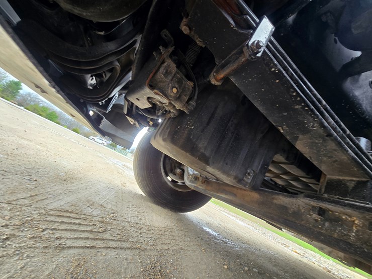 2017-western-star-5700xe-image-40