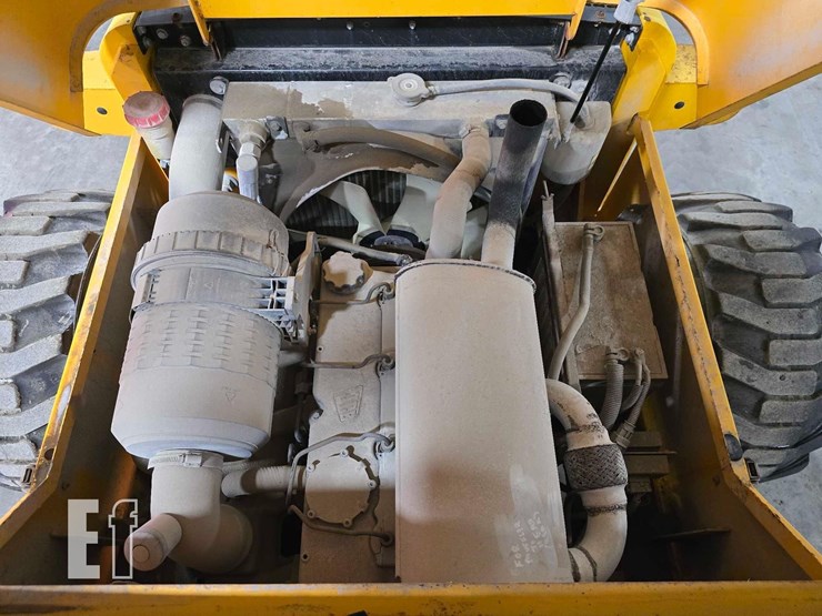 2008-jcb-930-image-18